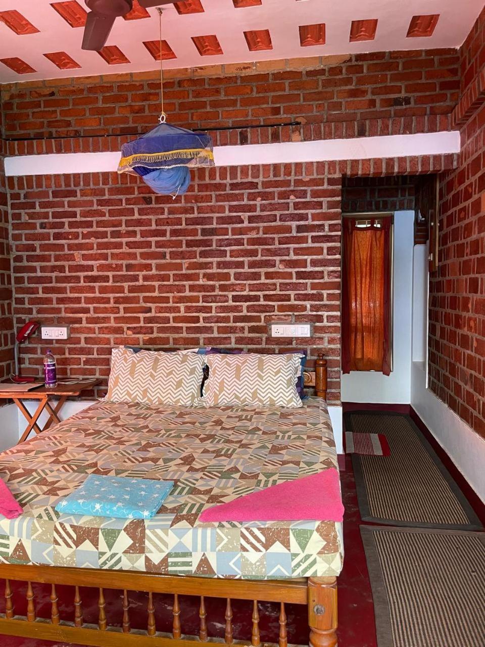 קולאם Ashtamudivillas מראה חיצוני תמונה