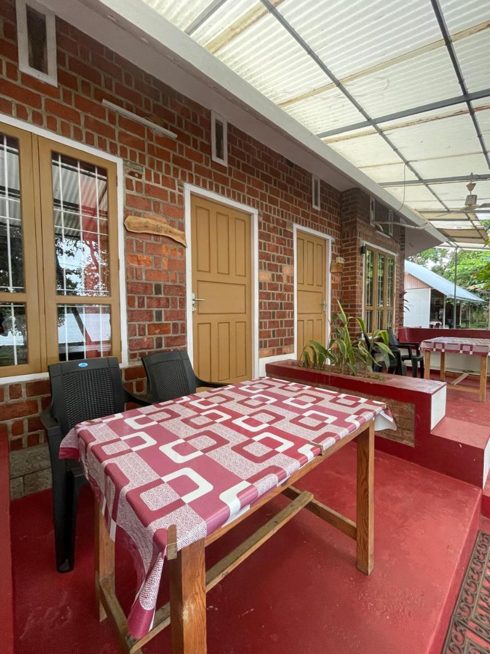קולאם Ashtamudivillas מראה חיצוני תמונה