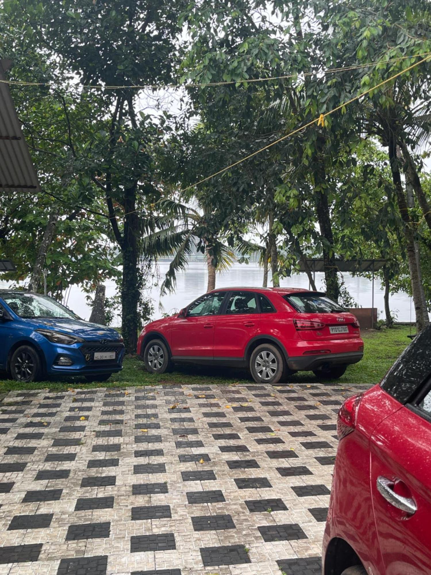 קולאם Ashtamudivillas מראה חיצוני תמונה
